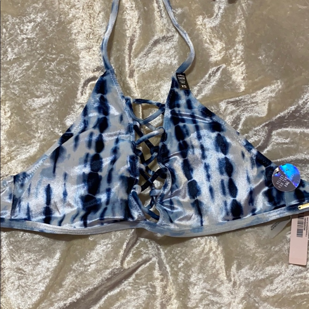 Victoria’s Secret PINK Velvet Bikini Top